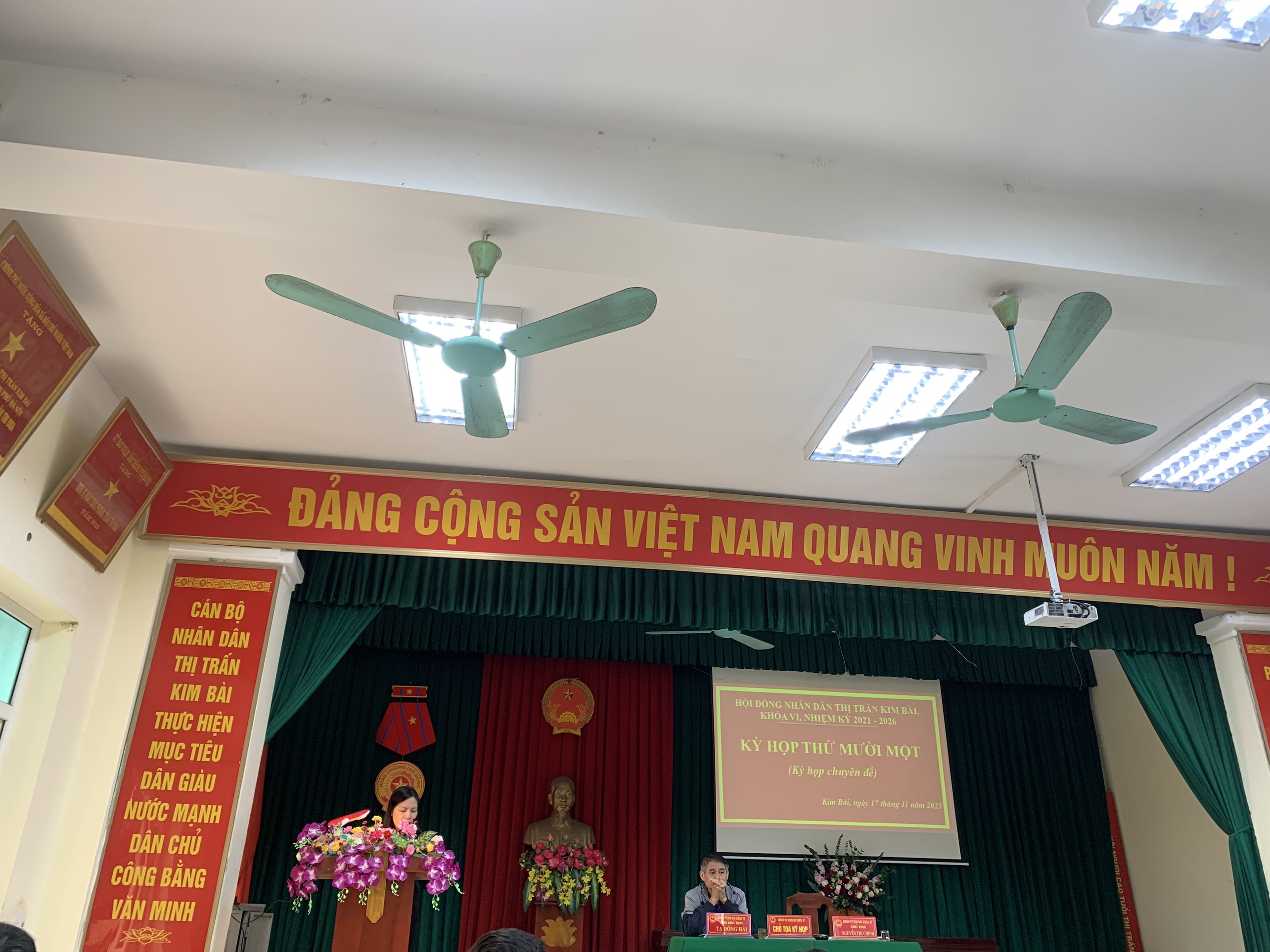 Kỳ họp thứ 11 HĐND thị trấn Kim Bài khóa VI, nhiệm kỳ 2021 - 2026