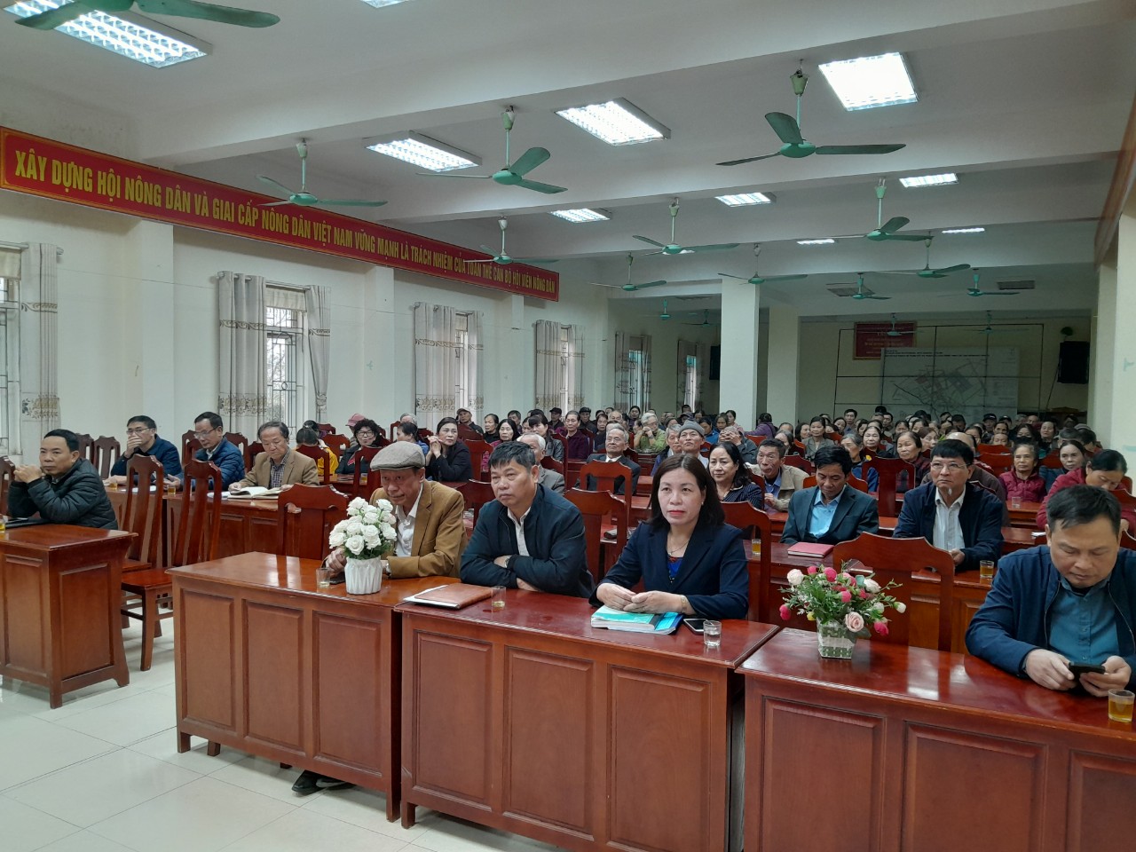Hội nghị đại biểu nhân dân thị trấn Kim Bài bàn việc xây dựng đời sống văn hóa năm 2024